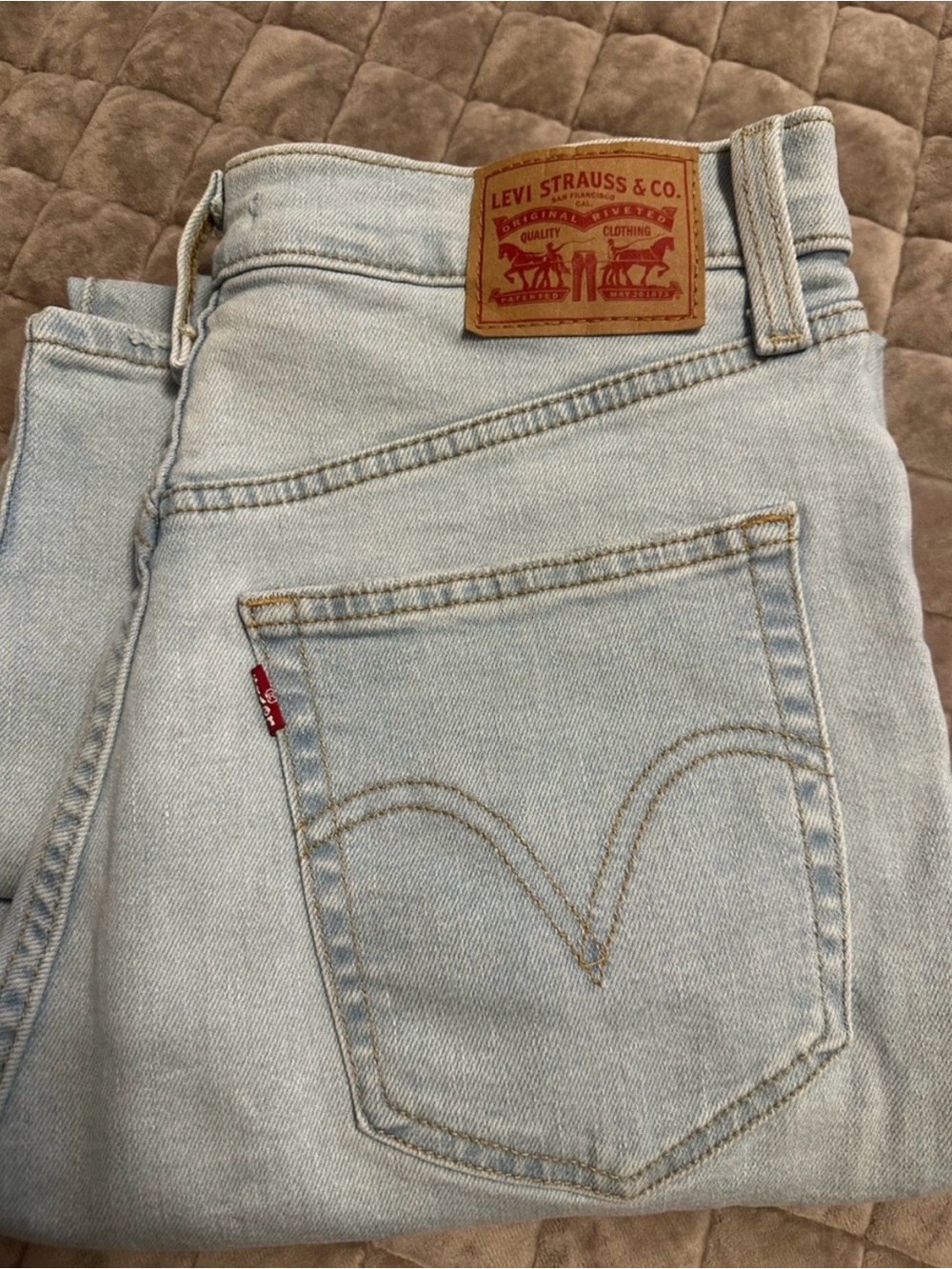 Levi's Women's Straight Leg Jeans in Light Blue Denim